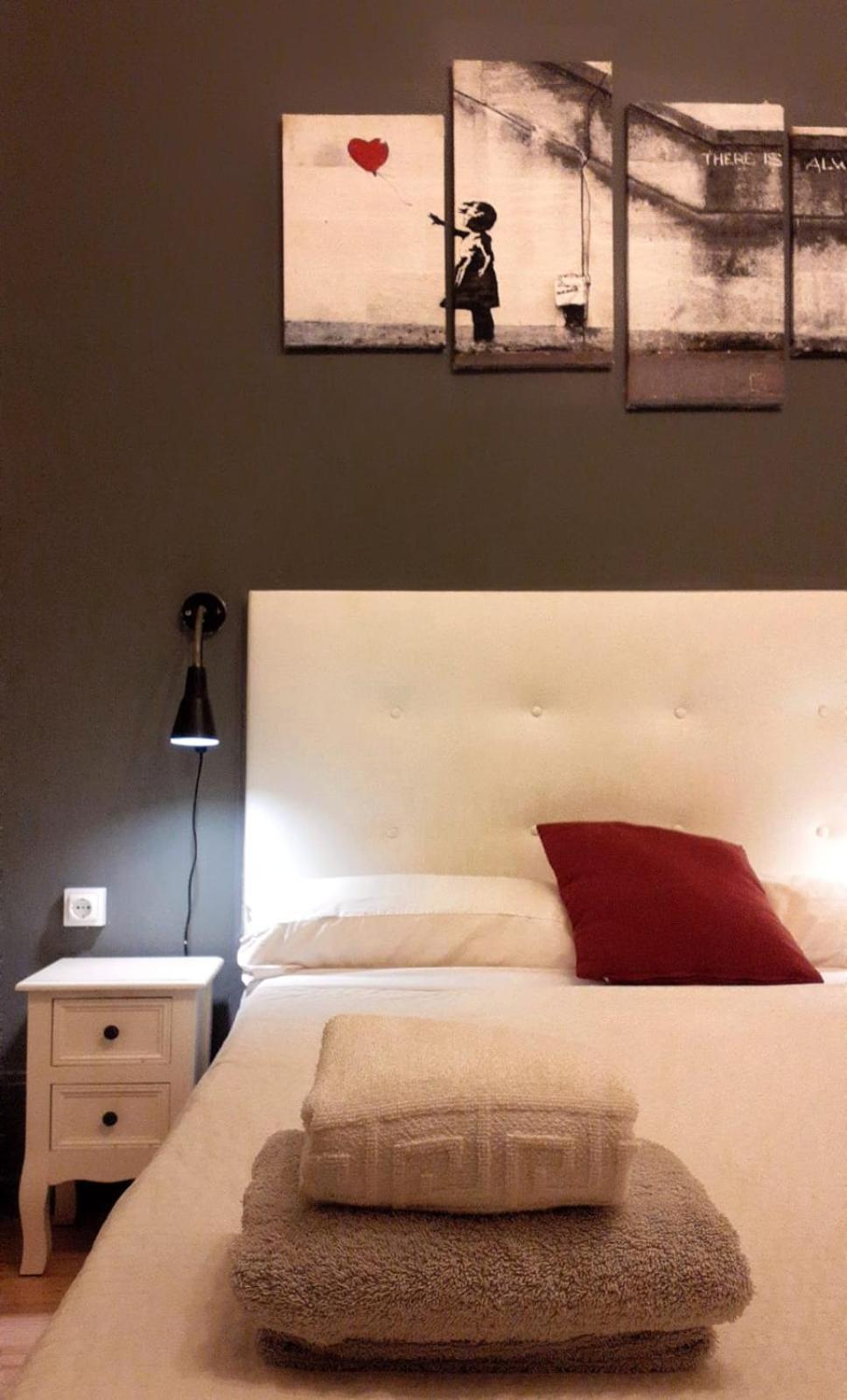 Wow Hostel Barcelona Ngoại thất bức ảnh