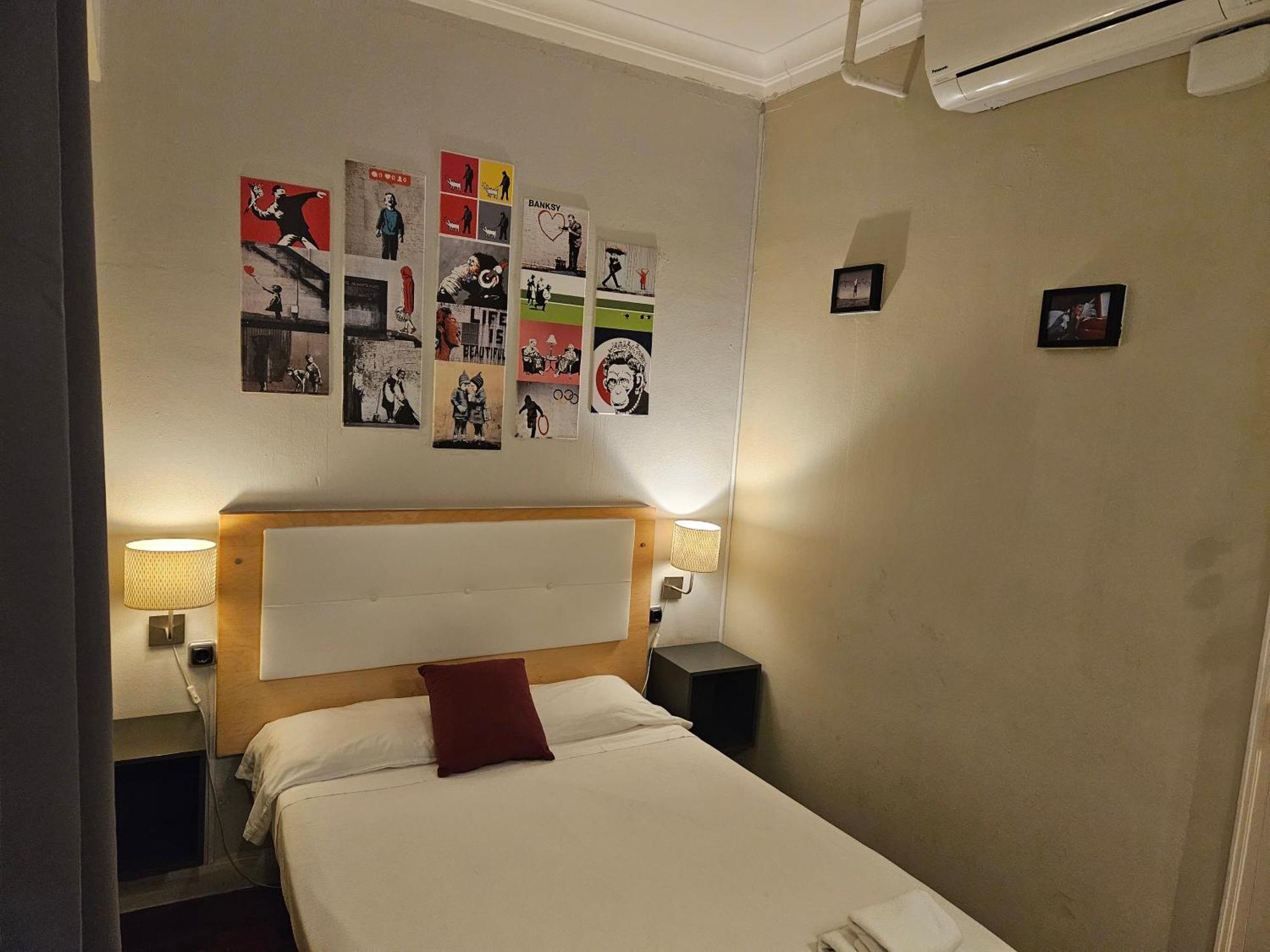 Wow Hostel Barcelona Ngoại thất bức ảnh