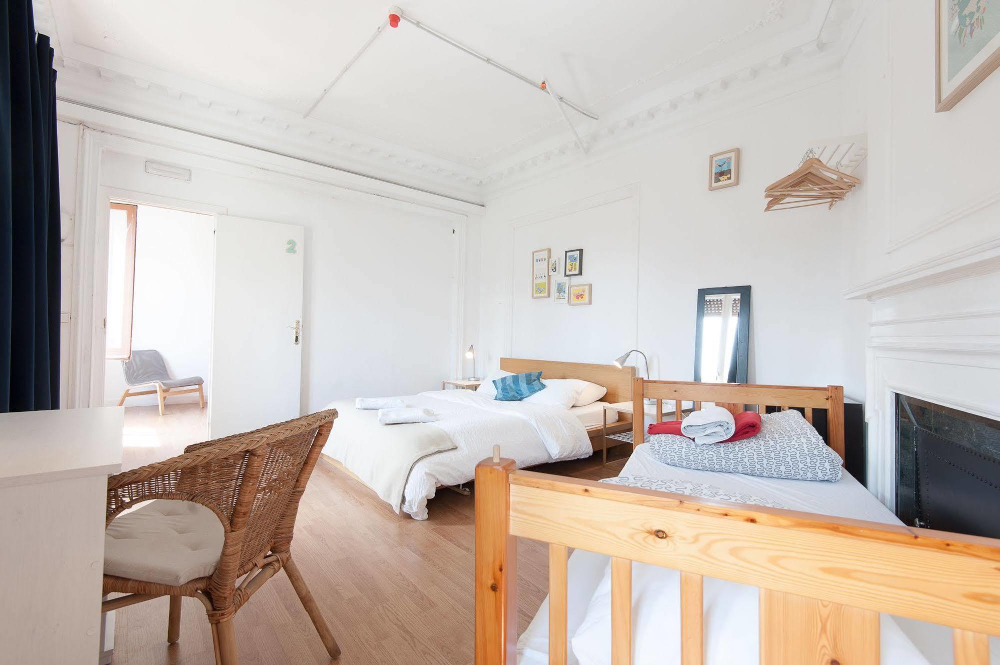 Wow Hostel Barcelona Ngoại thất bức ảnh