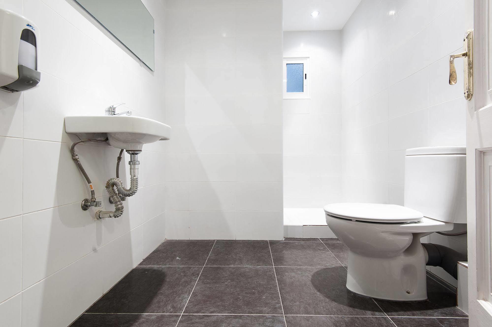 Wow Hostel Barcelona Ngoại thất bức ảnh